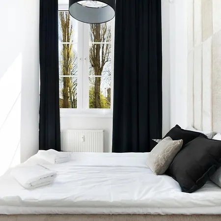 Elite Ogarna Old Town Daire