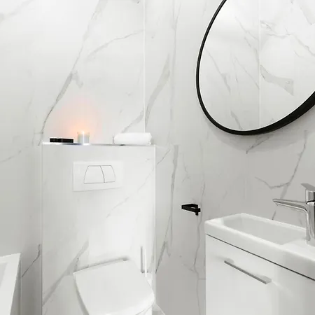 Elite Ogarna Old Town Appartement *