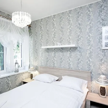 Elite Ogarna Old Town Daire *