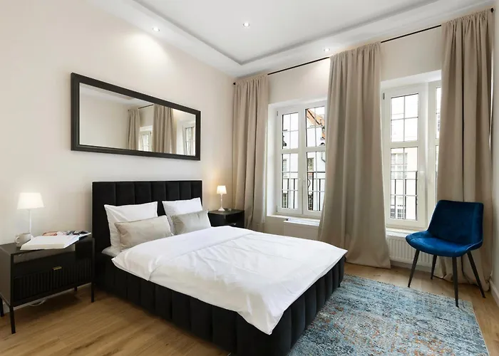 Апартаменты Elite Ogarna Old Town *