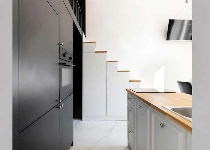 Апартаменты Elite Ogarna Old Town